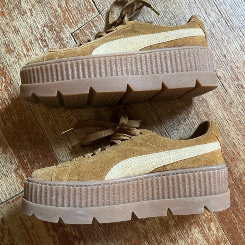 FENTY x PUMA Platform Cleated Creepers
in ‘Golden Brown’ - Picture 13 of 16